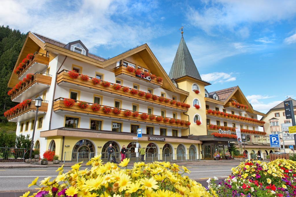 Hotel Oswald Selva di Val Gardena Zewnętrze zdjęcie